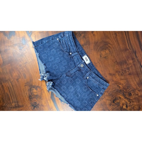 PAIGE Pants - Paige ANTHROPOLOGIE Geometric Medallion Print Raw Hem Cut Off Shorts Size 26